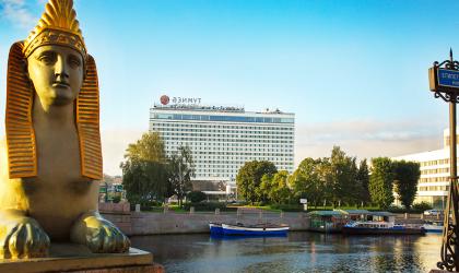 Азимут Отель Санкт-Петербург 4*