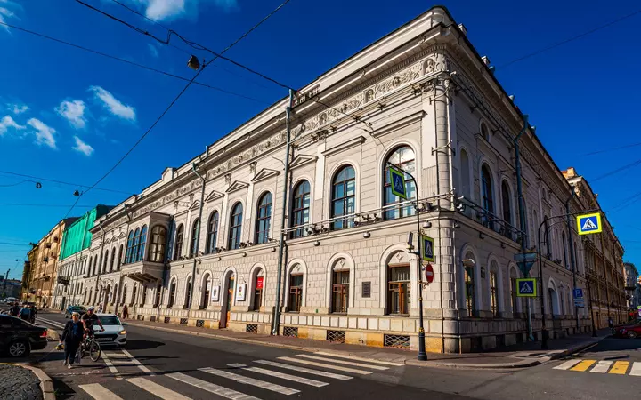 Музей Фаберже. Теплоход по рекам и каналам