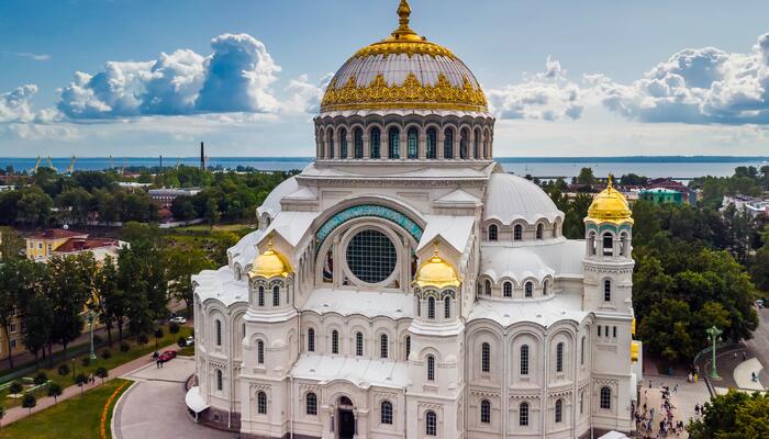 6 дней. Классика Петербурга по пятницам